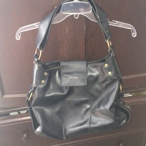 Matt & Nat black vegan shoulder bag